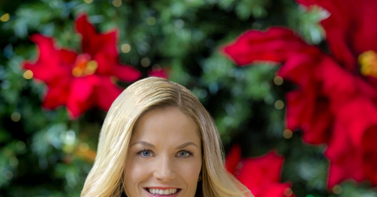 Ellen Hollman on Sharing Christmas
