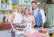 Pulled Pork Sliders - Home & Family