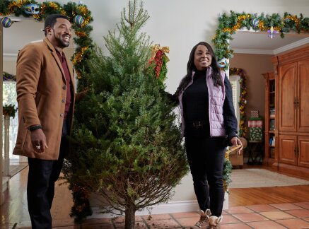 دانلود زیرنویس فیلم All Saints Christmas 2022 - بلو سابتایتل دانلود زیرنویس فیلم All Saints Christmas 2022 - بلو سابتایتل