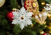 2017 Snowflake Ornament - Countdown to Christmas Keepsake Ornament Sweepstakes