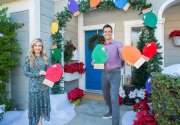 DIY Wooden Christmas Light Bulbs - Home & Family