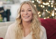5 Days ’Til Christmas - Leann Rimes - Gift