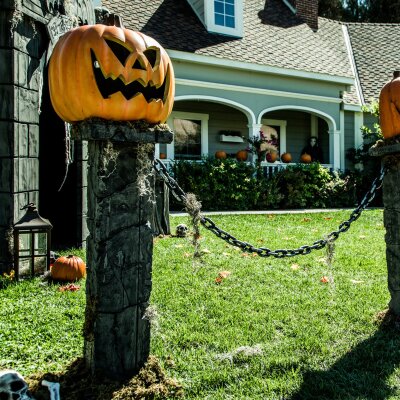DIY Pumpkin Fence Pillars