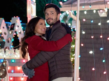 Sneak Peek - Christmas Under the Lights