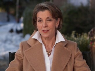 Interview – Reuniting with old friends – Marrying Father Christmas