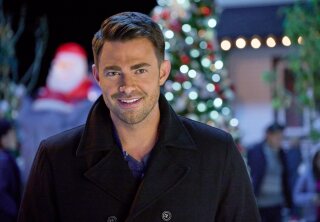 Preview - The Holiday Sitter