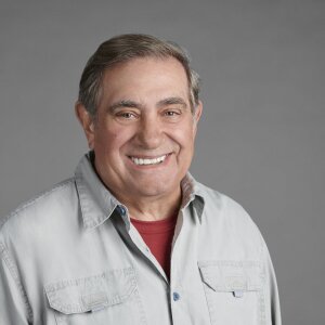 Dan Lauria As Frank Riley On Christmas At Grand Valley New 2018 Christmas At Grand Valley Cast