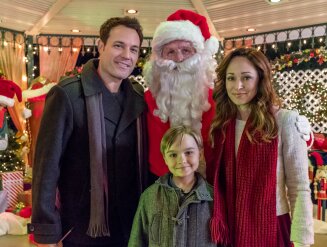 Classic Christmas Moments - A Bramble House Christmas